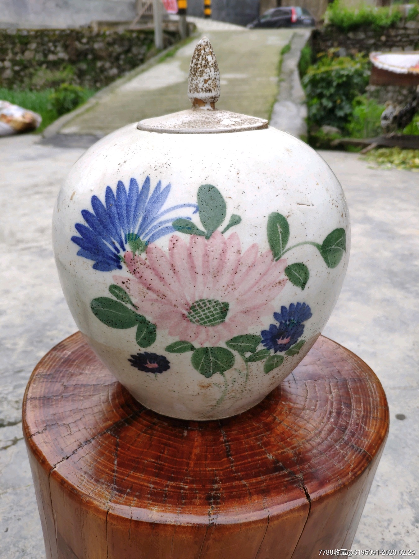 民国有盖手绘冬瓜罐