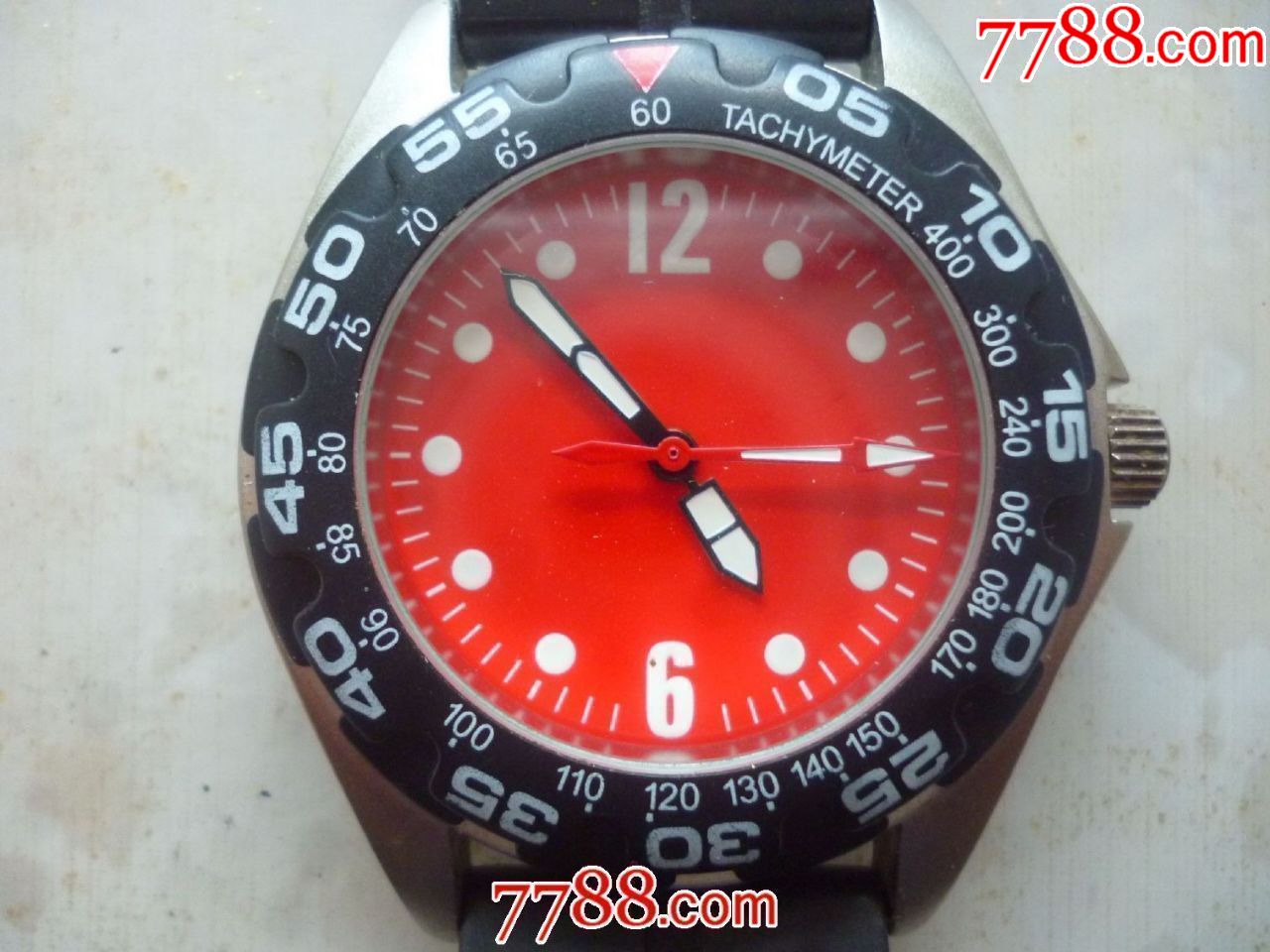 非常漂亮的酒红盘夜光【marlboro】-【万宝路】男士腕表一块!