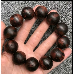 海南降真香2.0手串珠子直径2厘米(se71434352)_7788收藏__收藏热线