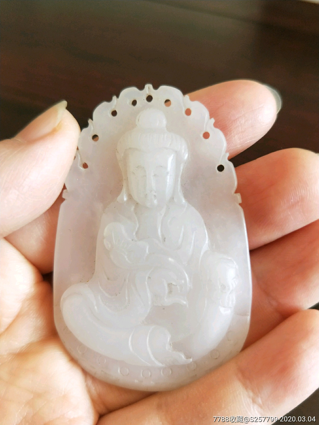 399元可以买到和田玉观音吊坠,如果品质好的得700800,有的料子有好