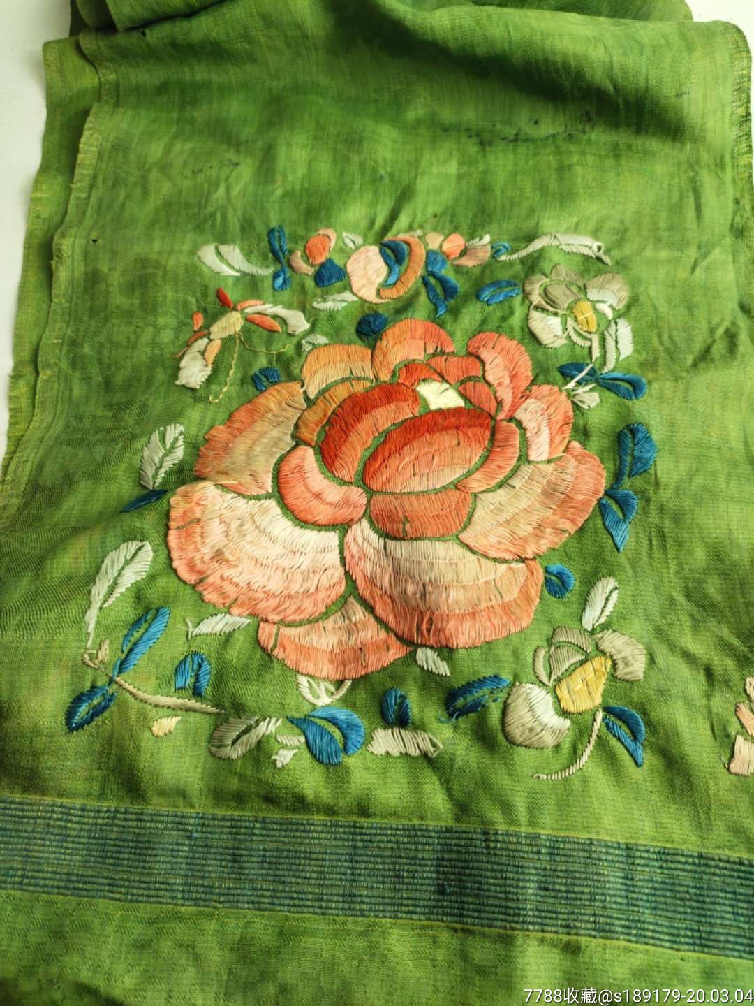大清乾隆时期的刺绣汗巾43