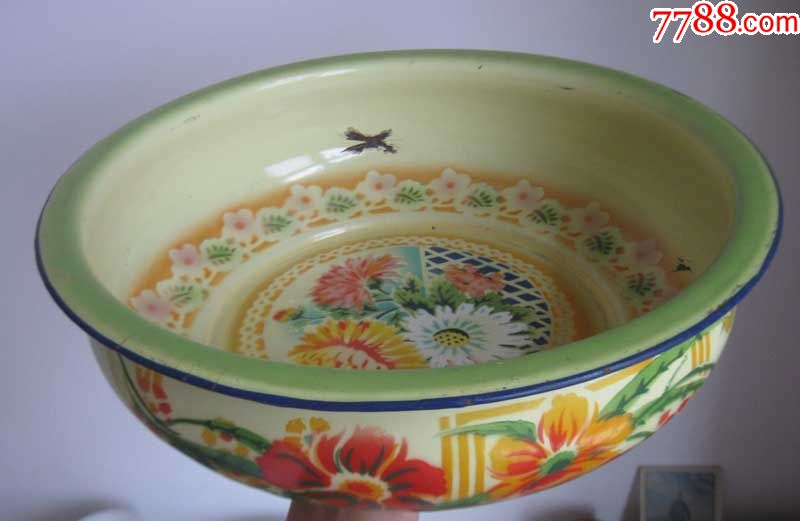 五十年代上海泰丰搪瓷厂出品搪瓷面盆