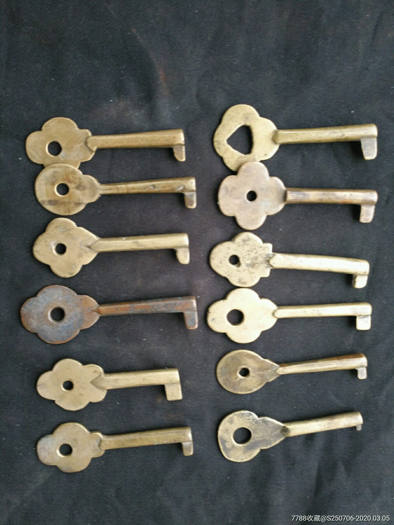铜钥匙12把