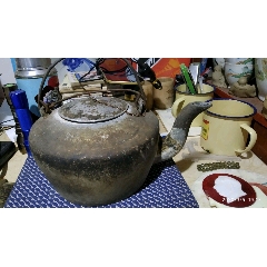 五六十年代老铝壶！不裂不漏！包老！感兴趣的话给我留言吧！(se71469011)_7788收藏__收藏热线