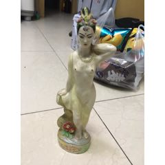 早期石膏人物(se71470169)_7788收藏__收藏热线