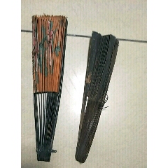 速出两把老扇子(se71470199)_7788收藏__收藏热线