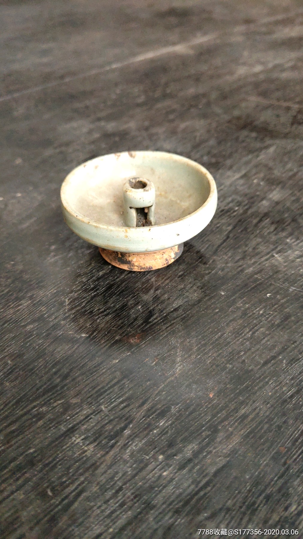 清代影青裂纹瓷灯盏