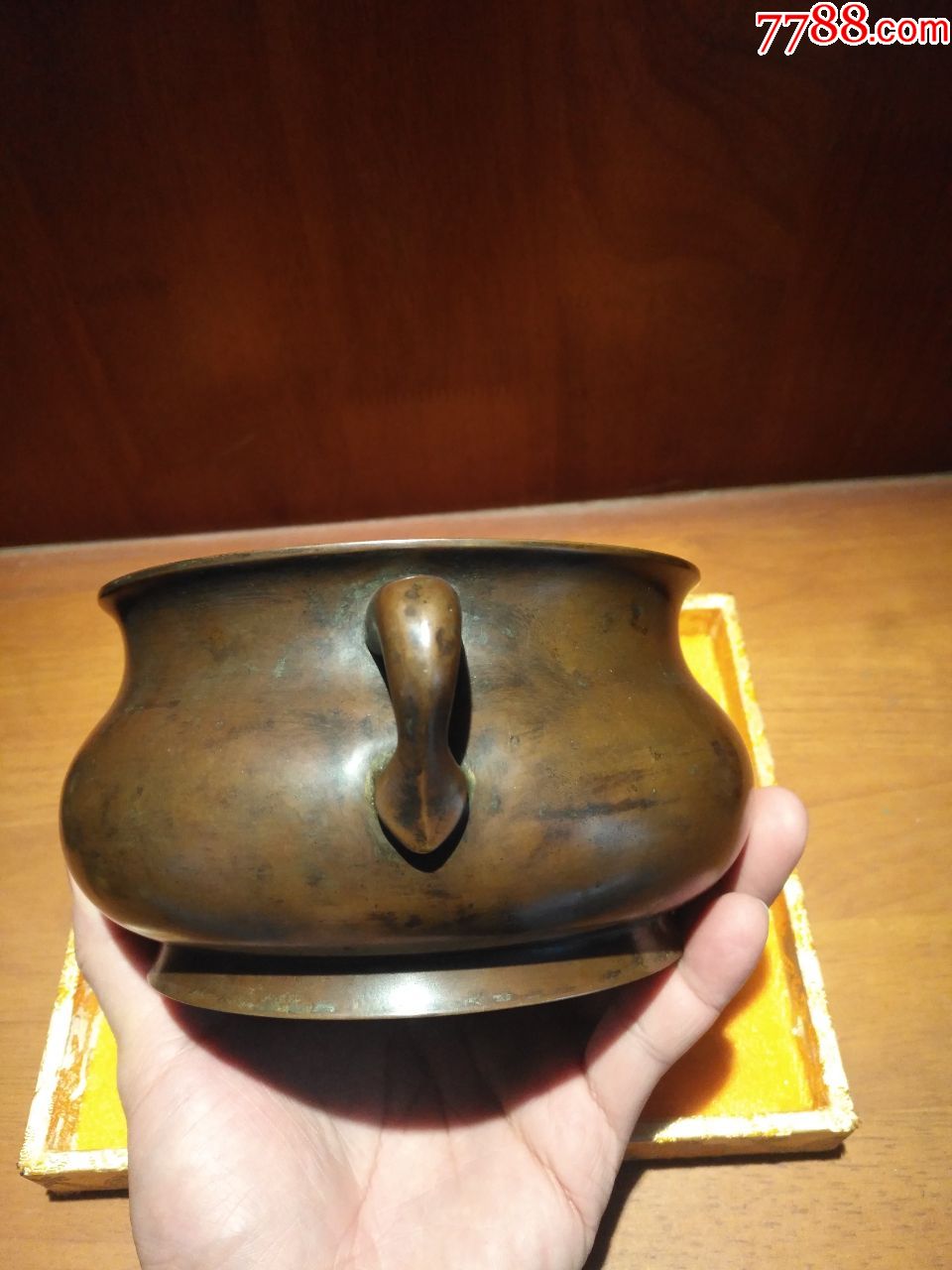 清代私家款蚰耳老铜香炉