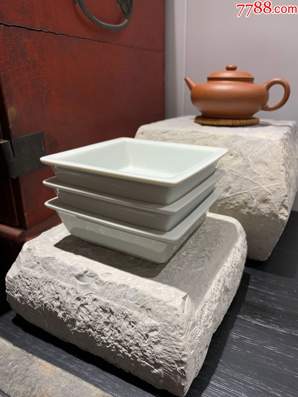 库存八十年代景德镇青白瓷方形瓷托盘三件