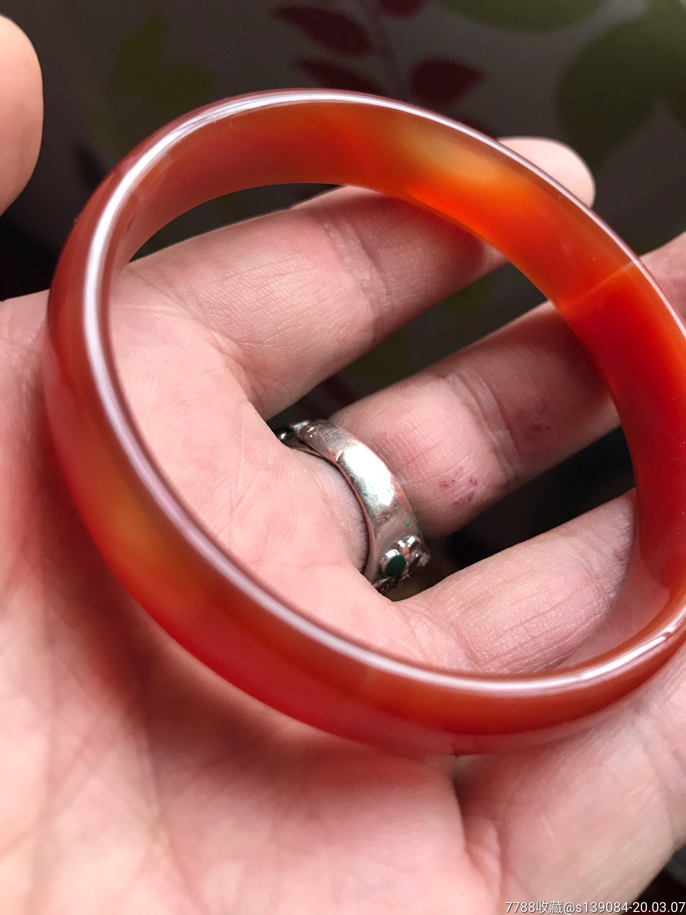 埠新玛瑙手镯,北红玛瑙,约58口径,包真