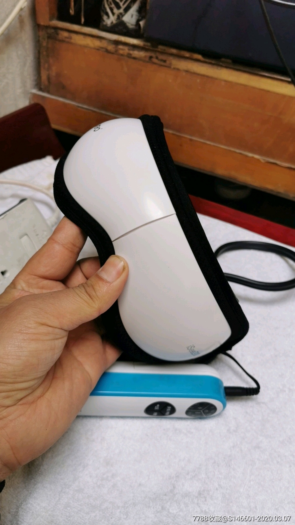 二手的九成新无包倍轻松isee310眼部按摩器