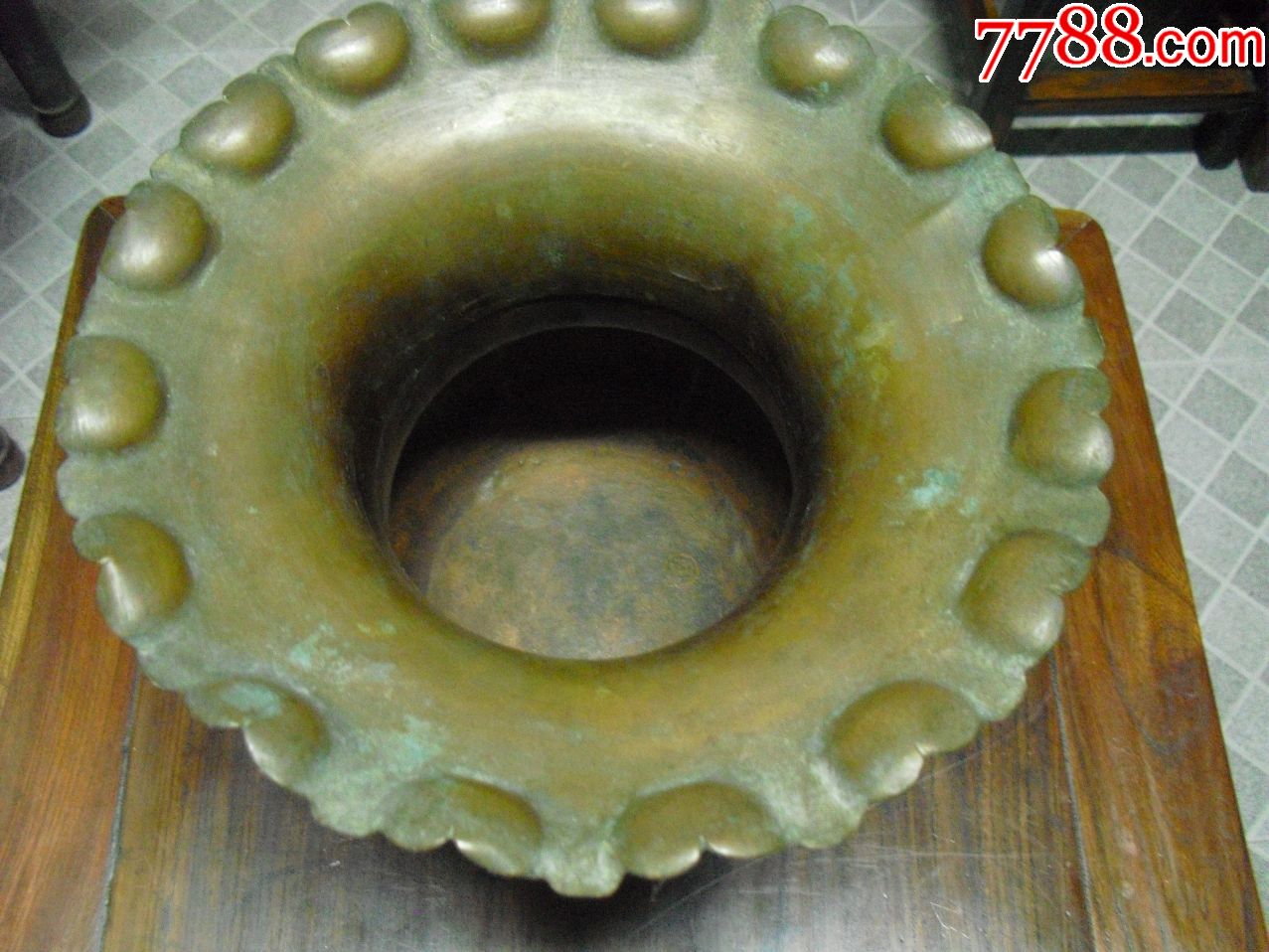 民国海派风格铜痰盂一只