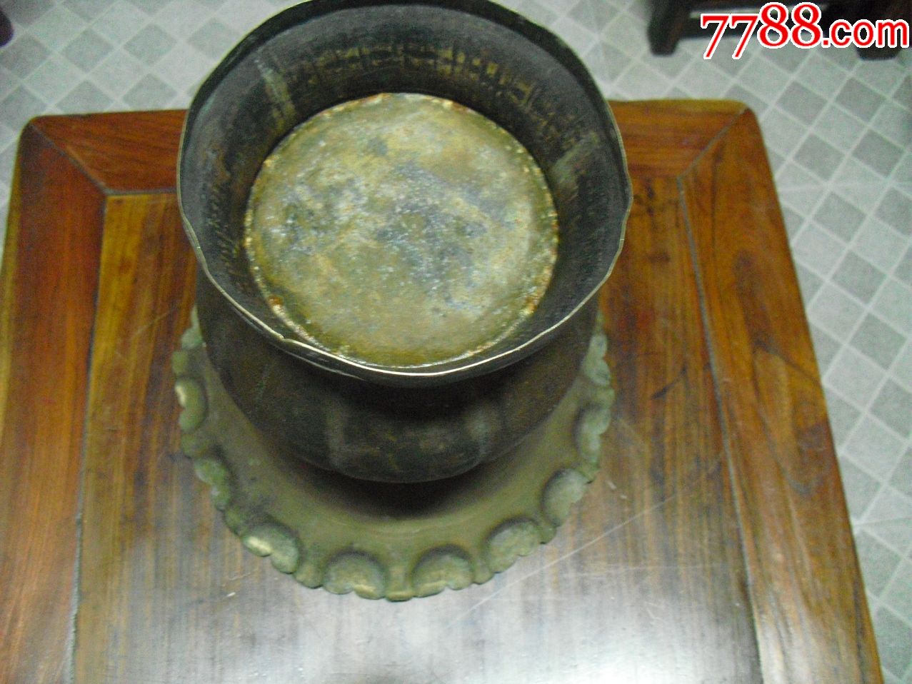 民国海派风格铜痰盂一只