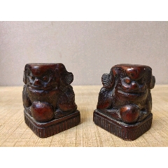 楠木小石狮一对(se71515868)_7788收藏__收藏热线