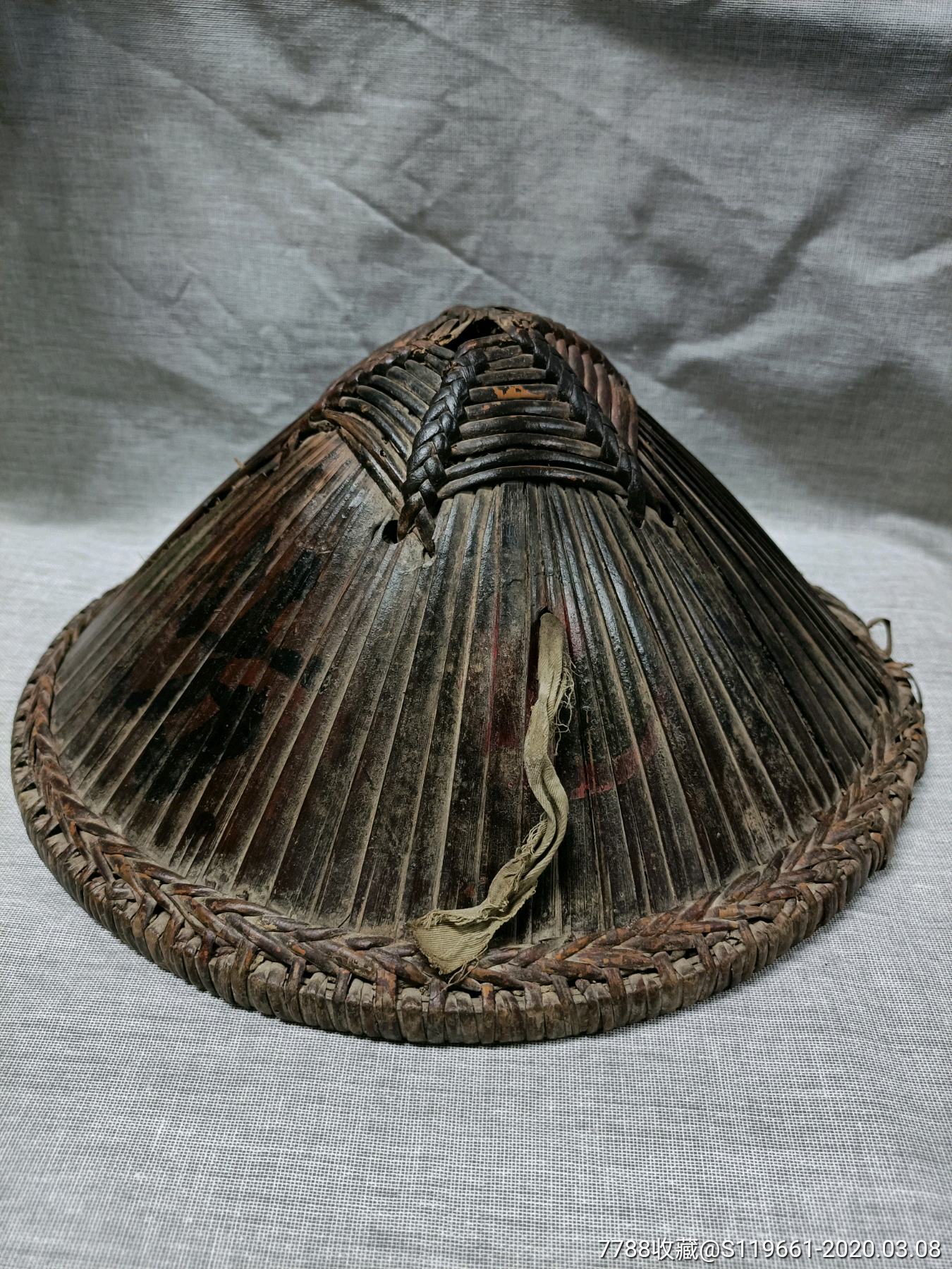 竹编老消防帽两顶消防无论古代现代,都是英雄