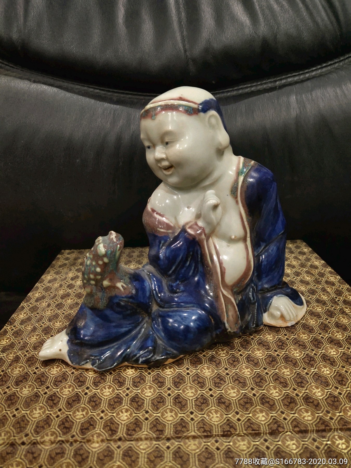 青花釉里红刘海戏金蟾