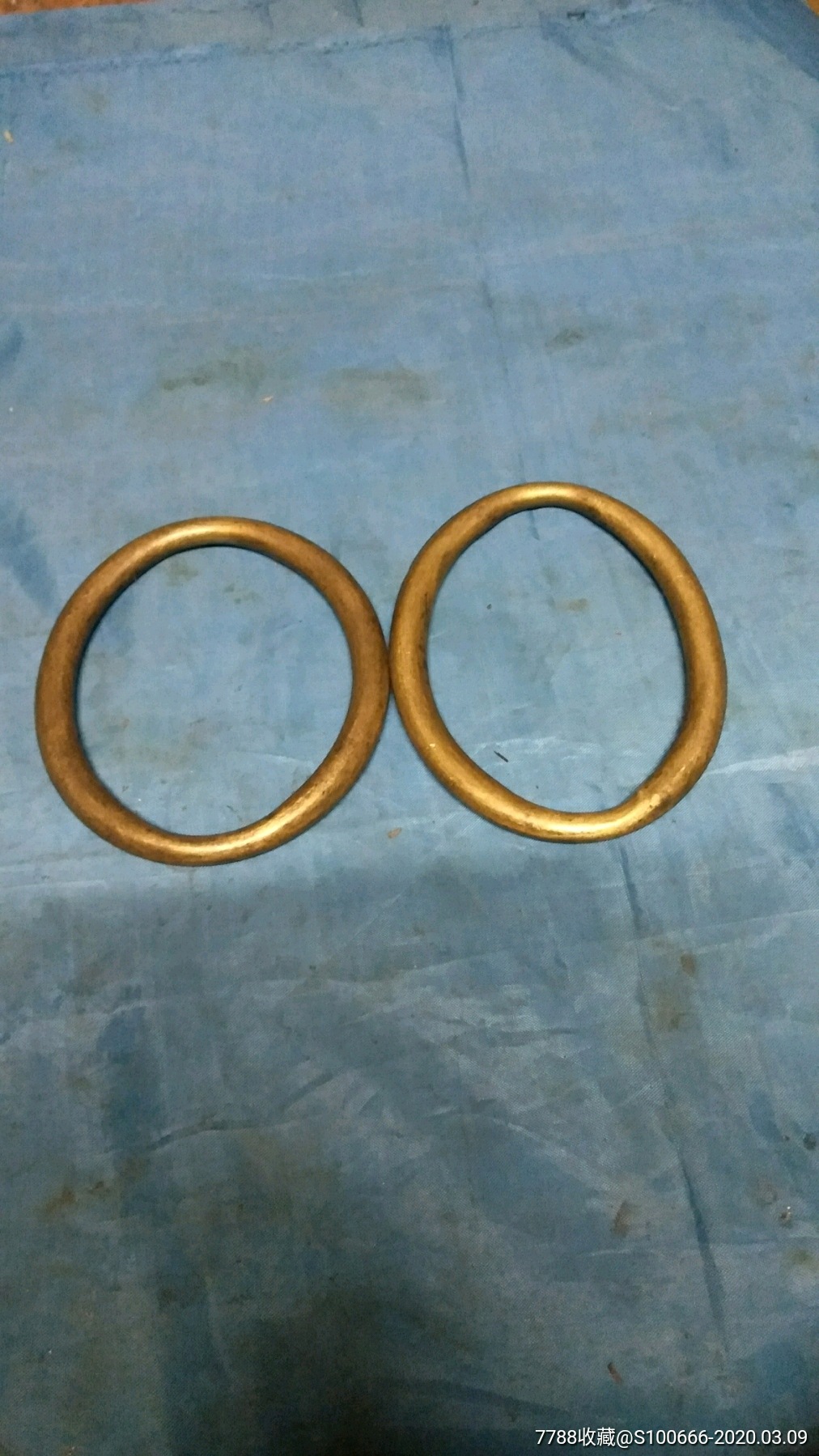 一对铜环