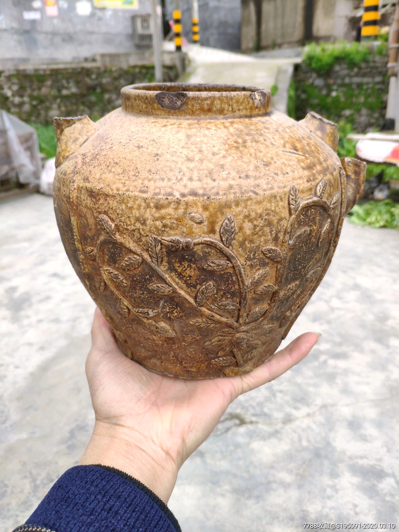 民国大号堆花提梁壶陶罐_价格380.0000元_第2张_7788收藏__收藏热线