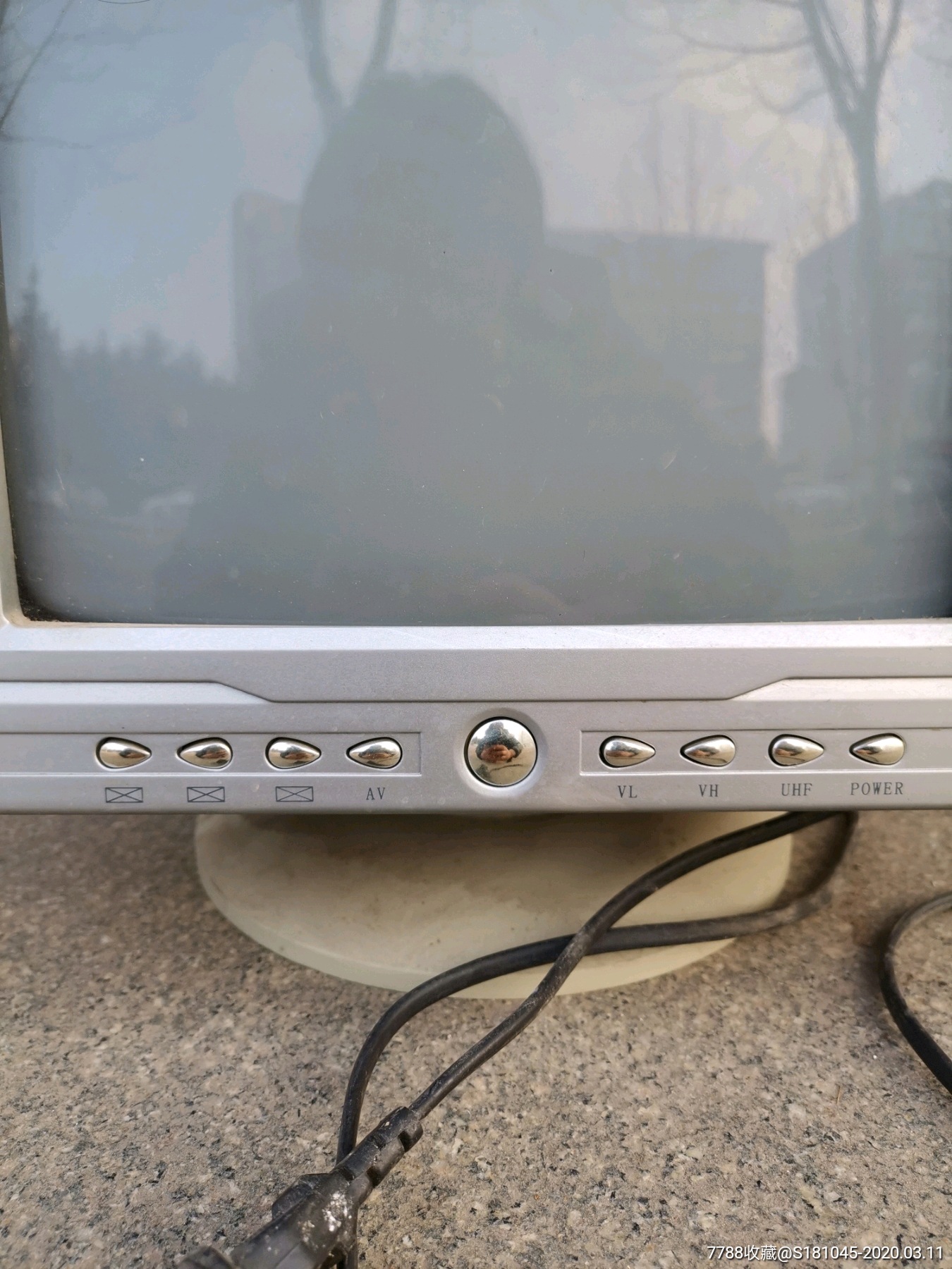 好小子牌,迷你型黑白电视机