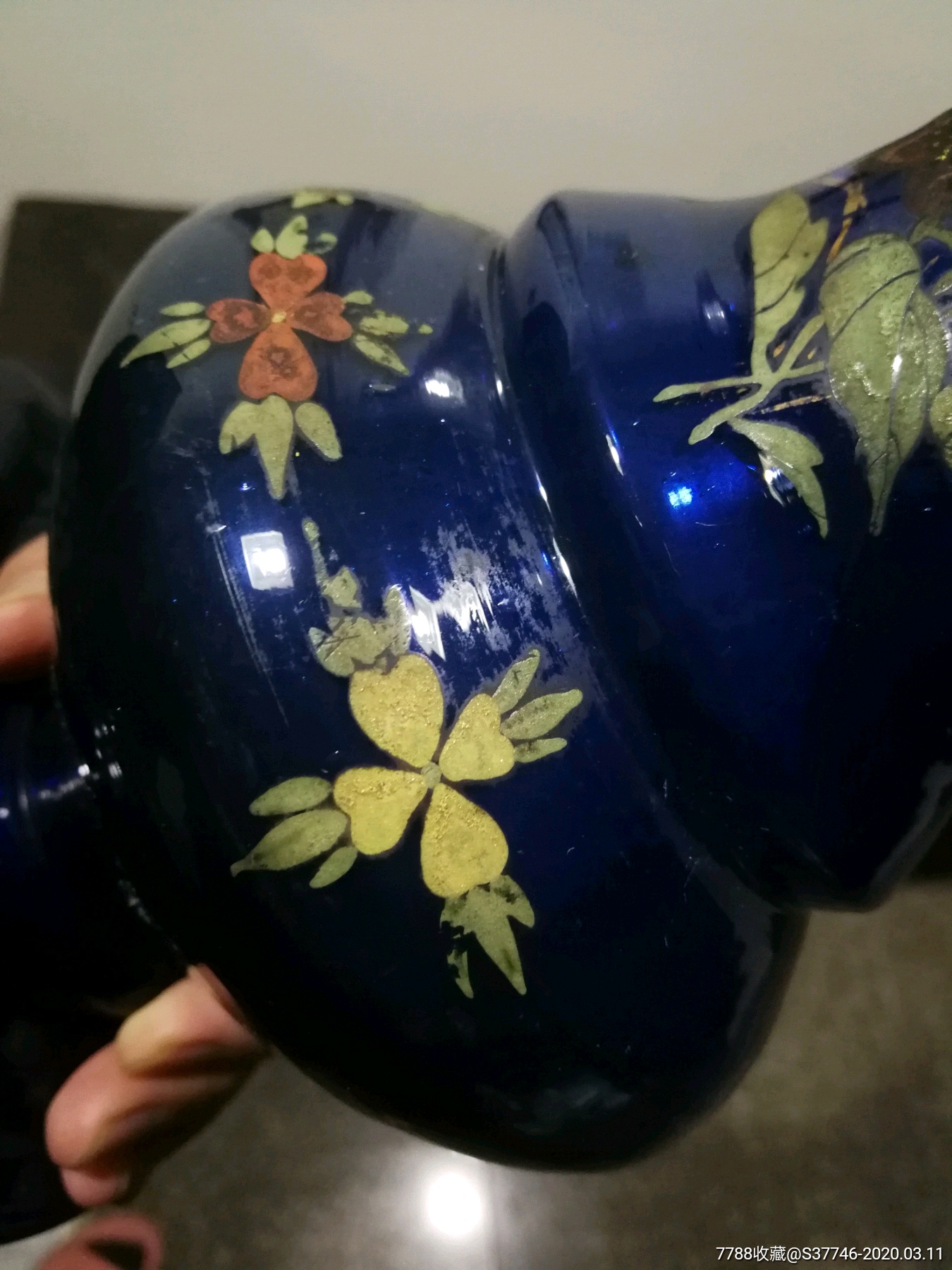 清末民国玻璃蓝料器花瓶