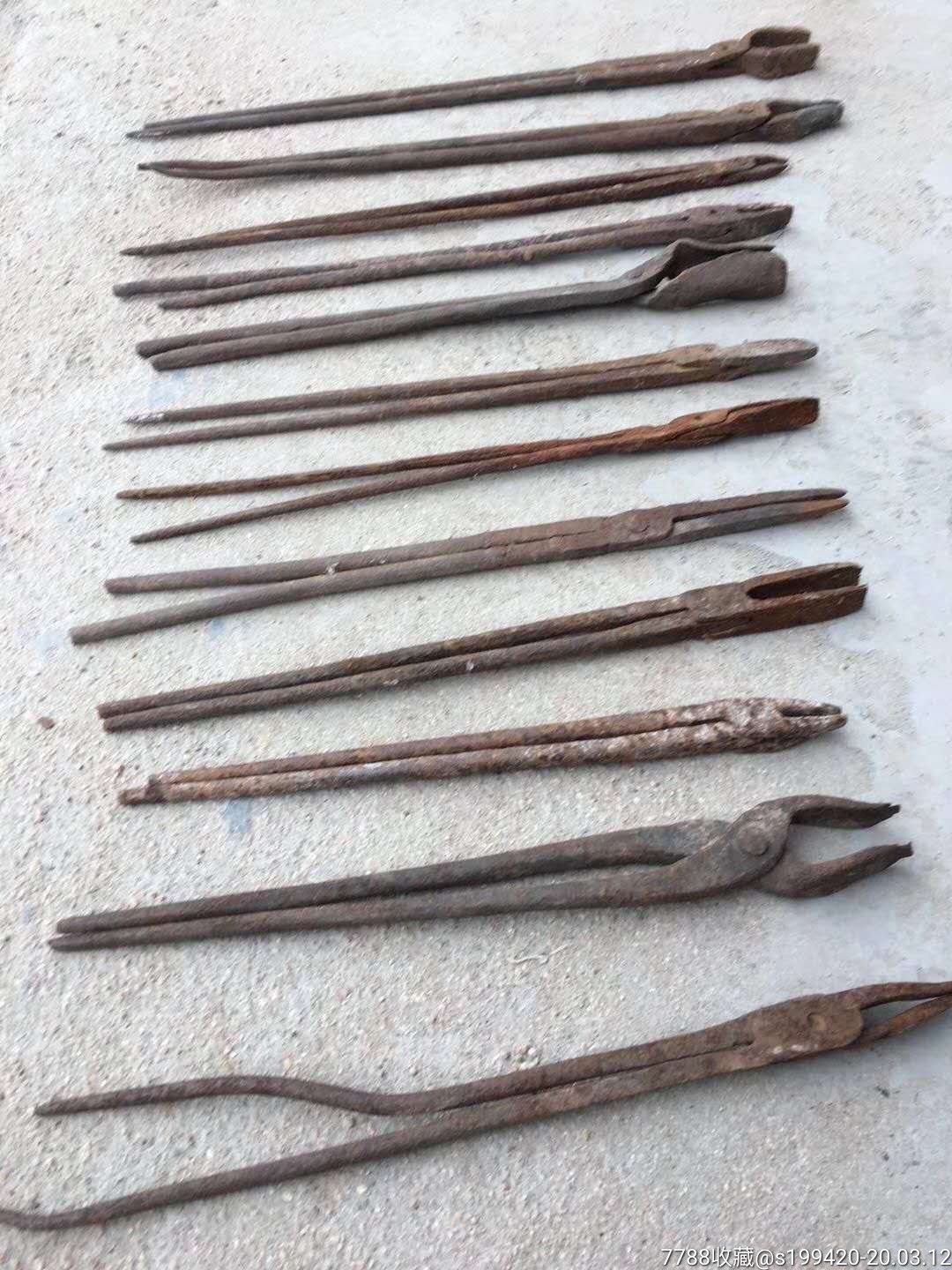 清代铁匠打铁工具一套12件,用途不一,形态各异难得一见!