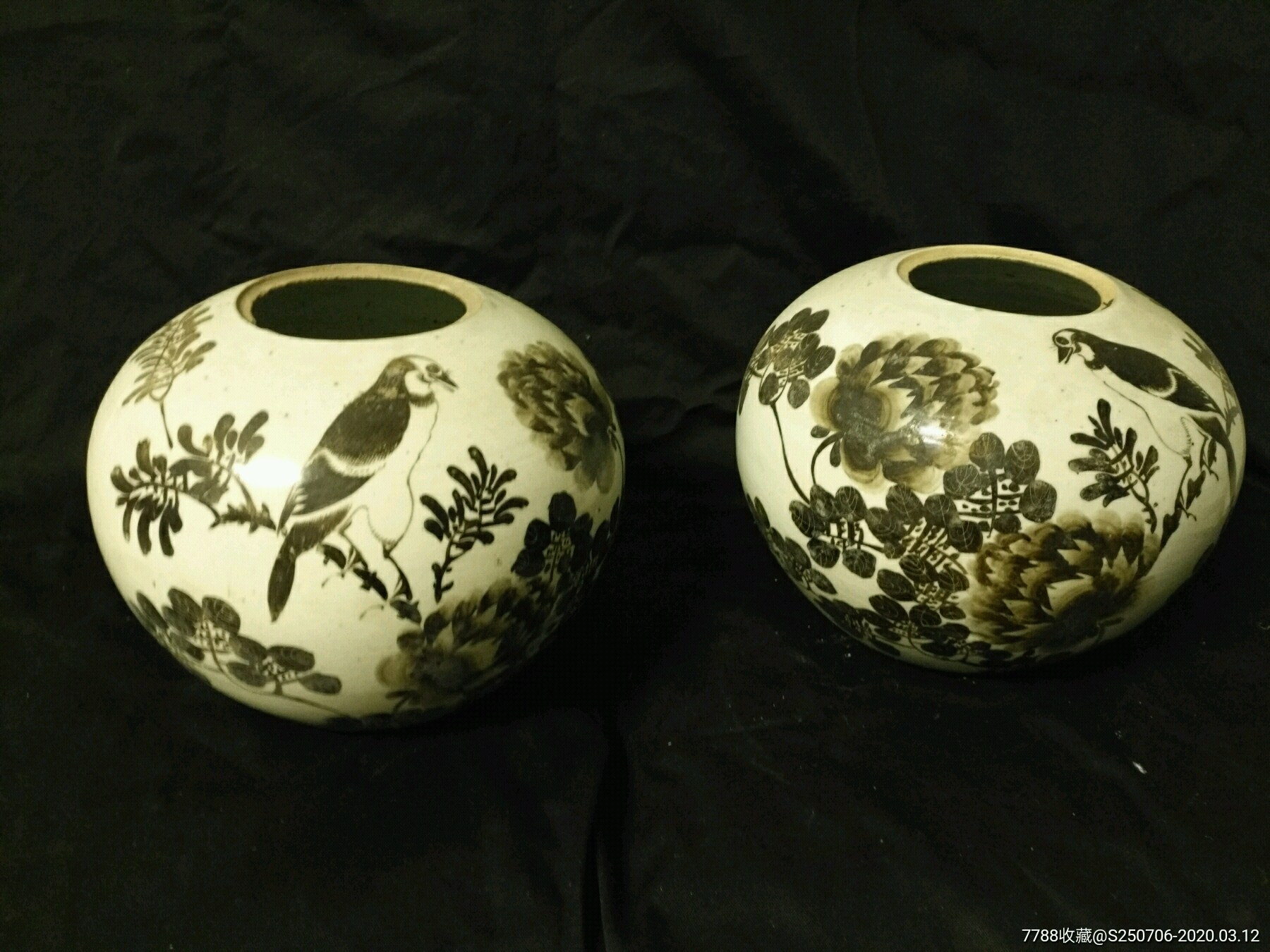 墨彩花鸟罐一对