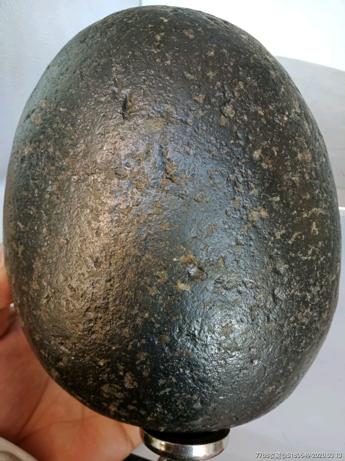 黑又亮陨石