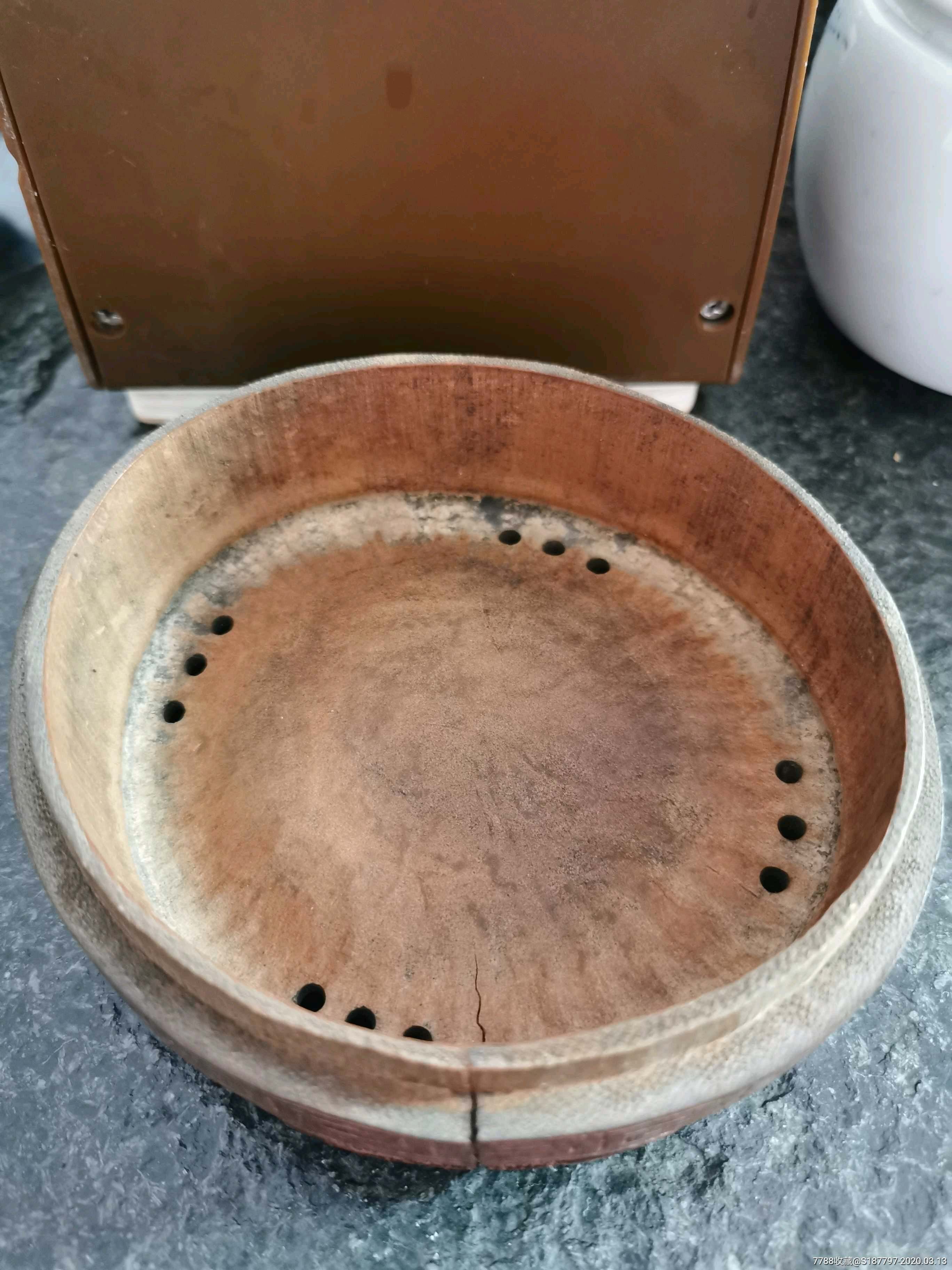 老竹子做的蝈蝈罐子