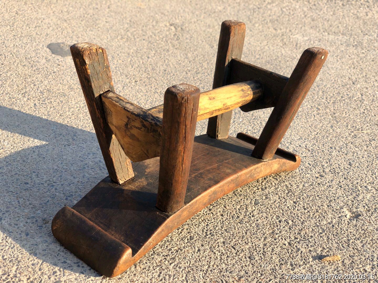 清代枣木凉枕