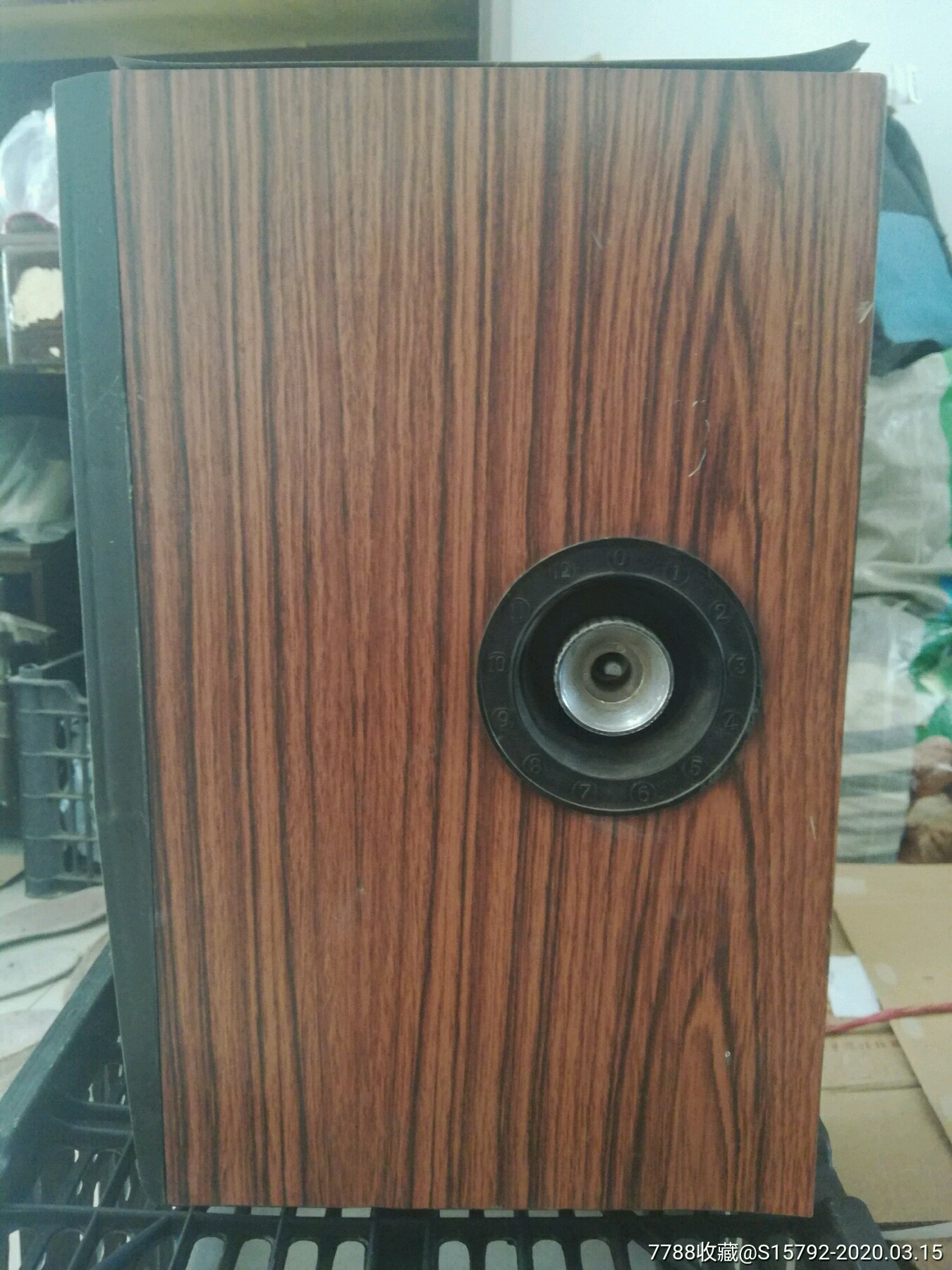 飞鹿牌黑白电视机