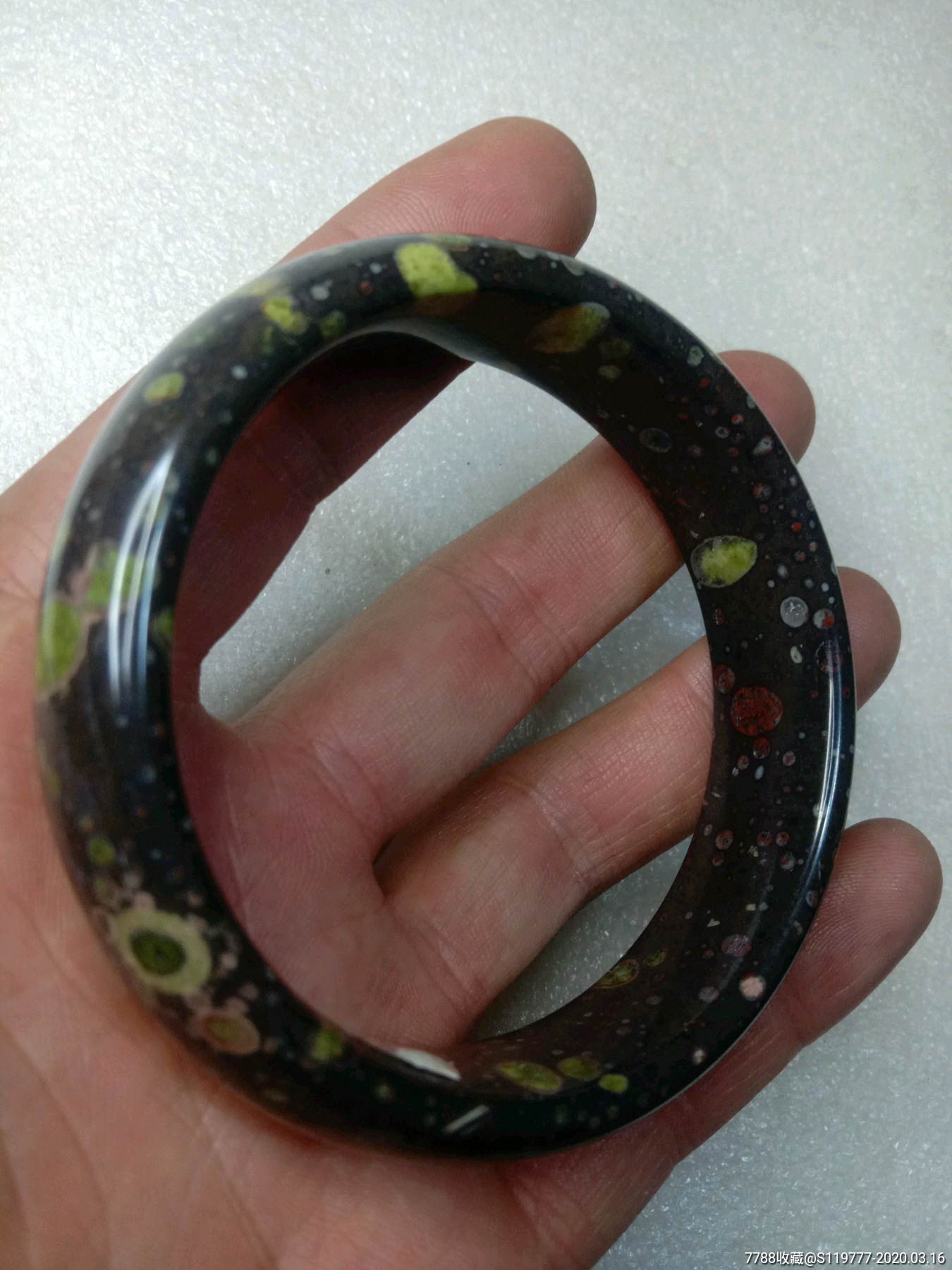 精品球粒橄概陨石手镯