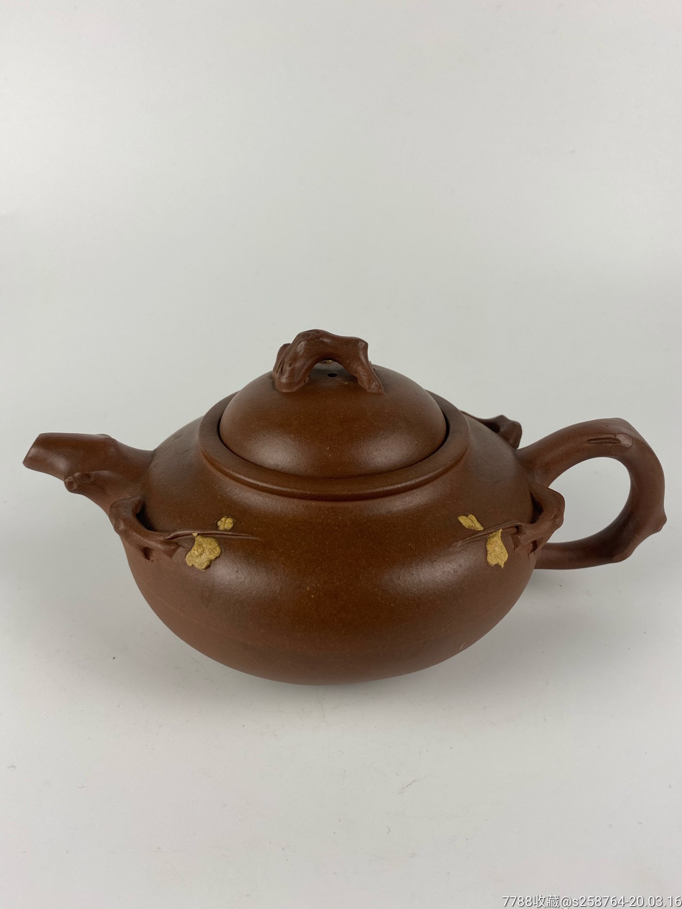 好品梅花紫砂壶一把