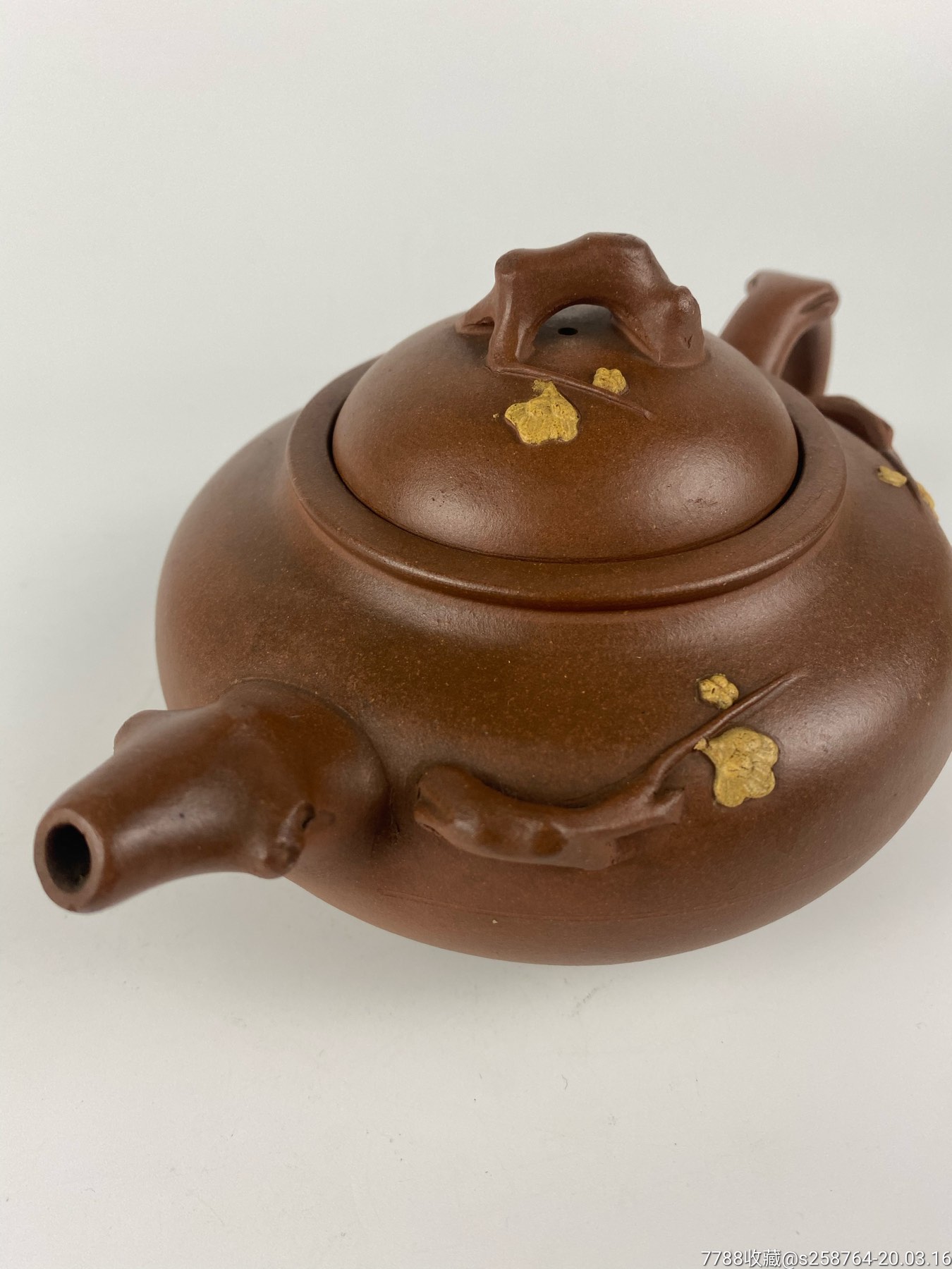 好品梅花紫砂壶一把