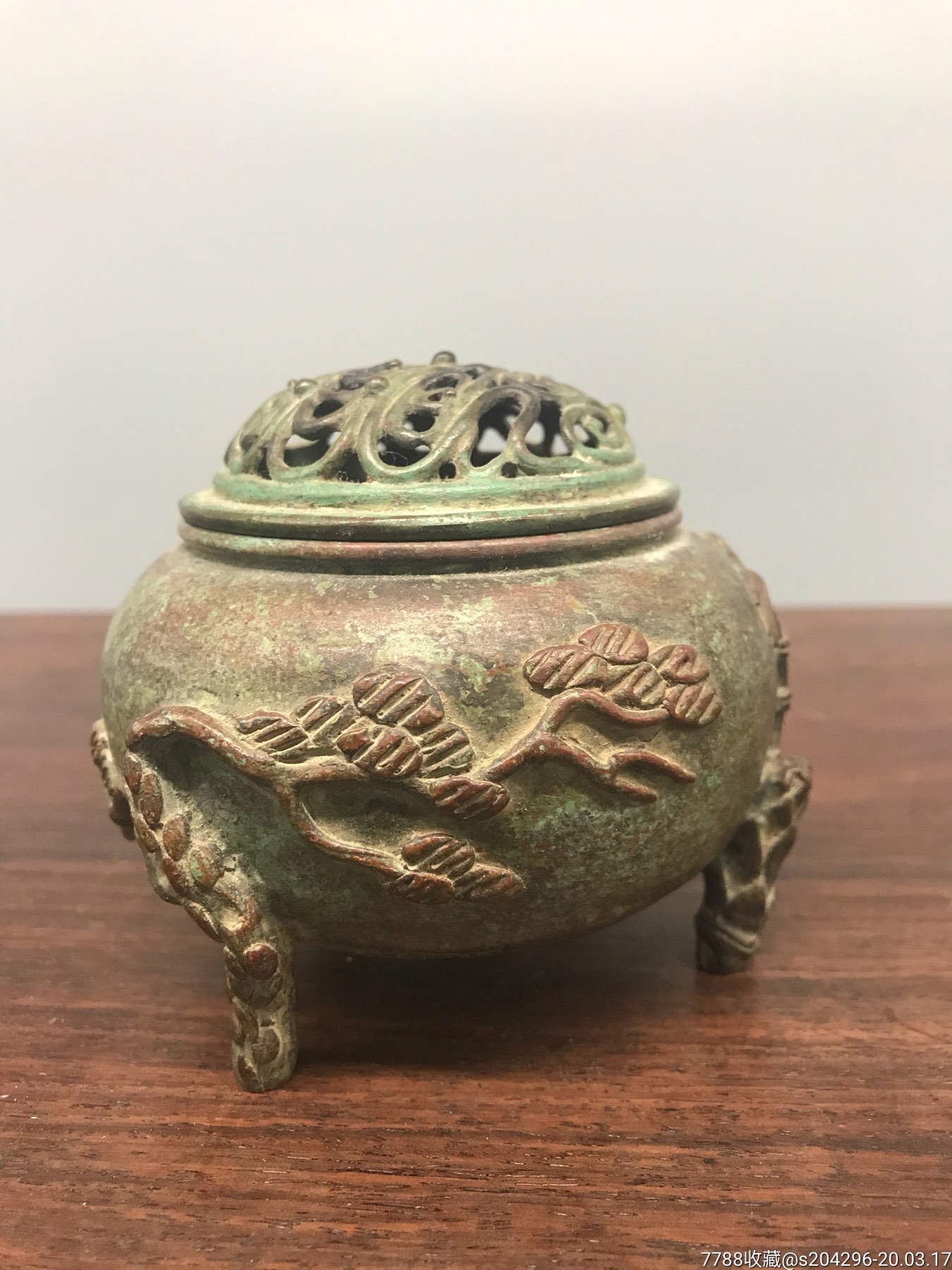 日本名家制作岁寒三友铜熏炉