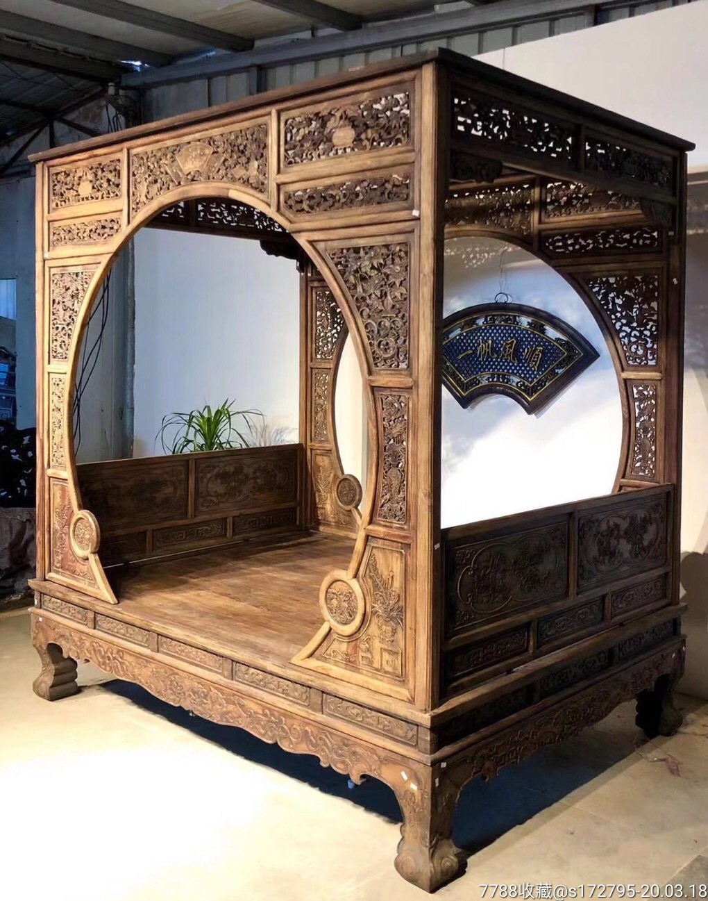 花梨木顶字床,做工精细,雕刻漂亮,品相尺寸见图!_价格20000.