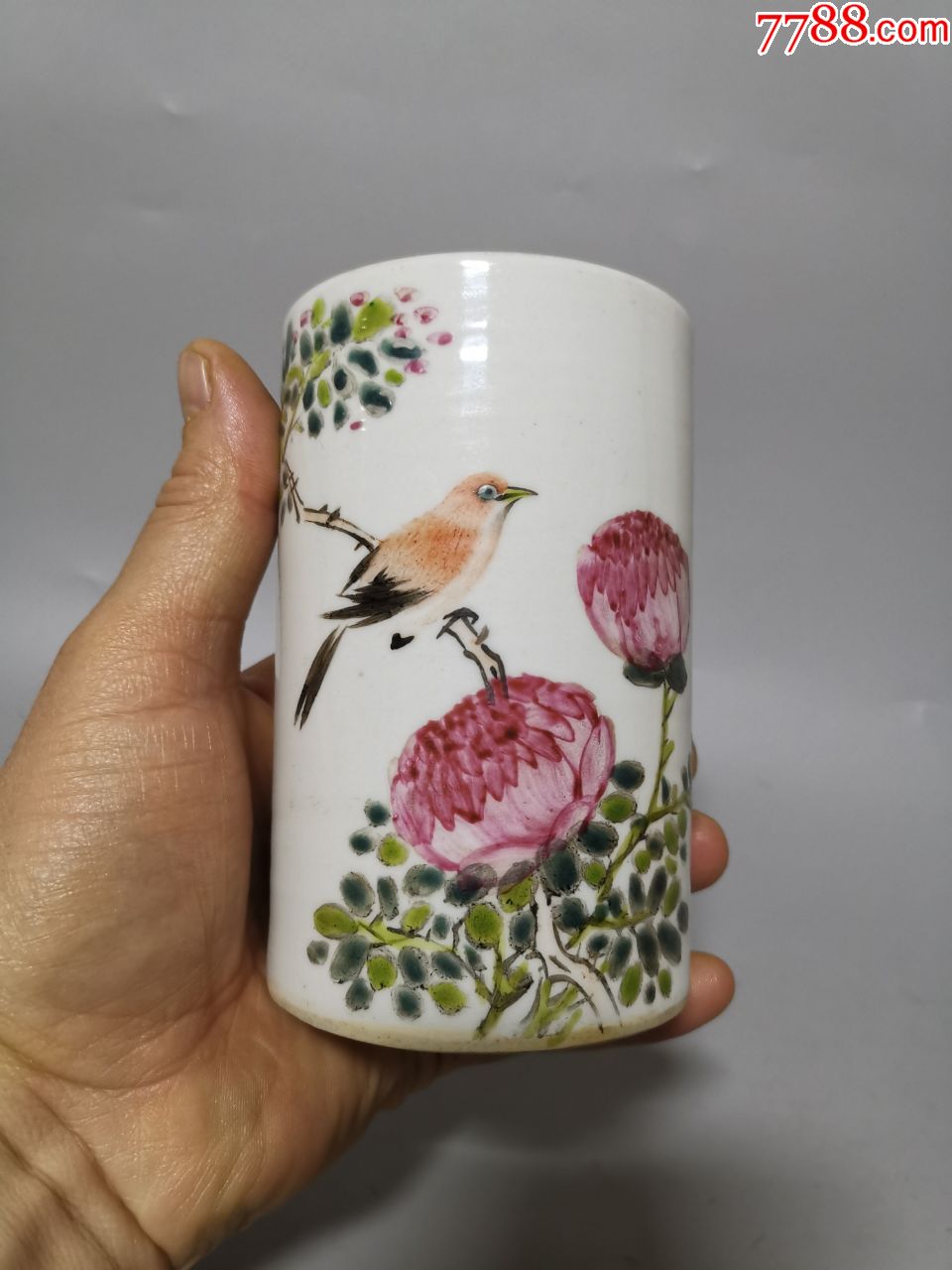 浅绛彩花鸟笔筒