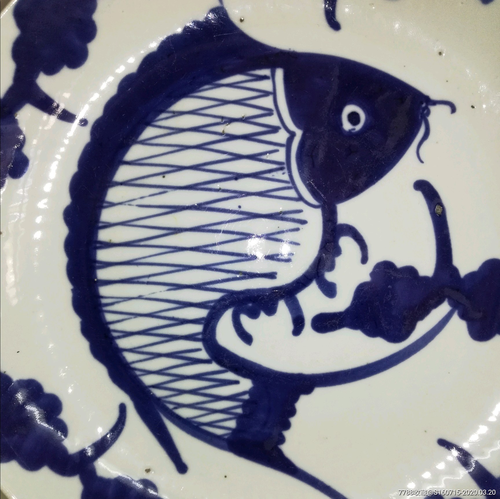 青花瓷上的鱼怎么画图片