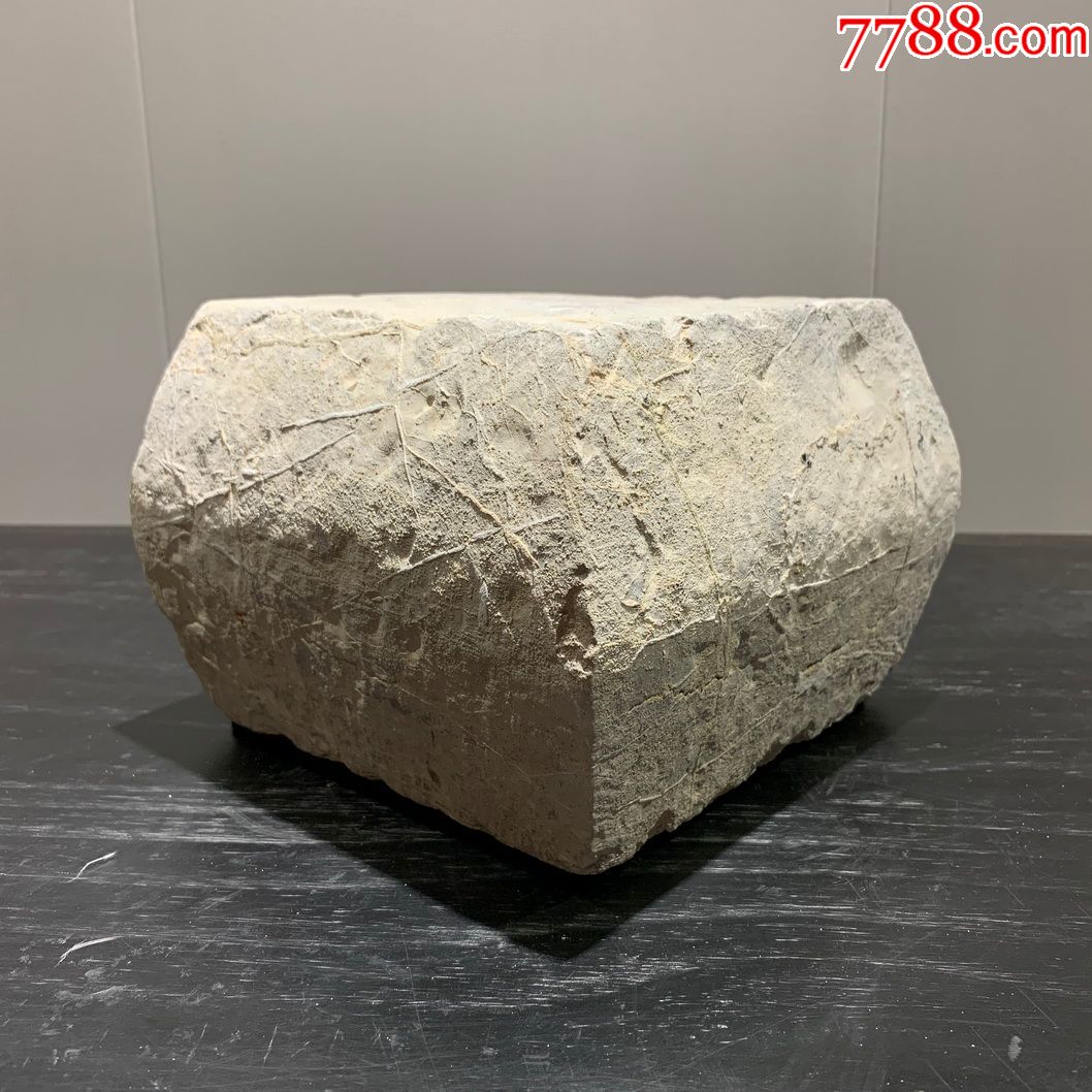 精品明代苏工太湖石方石墩柱础