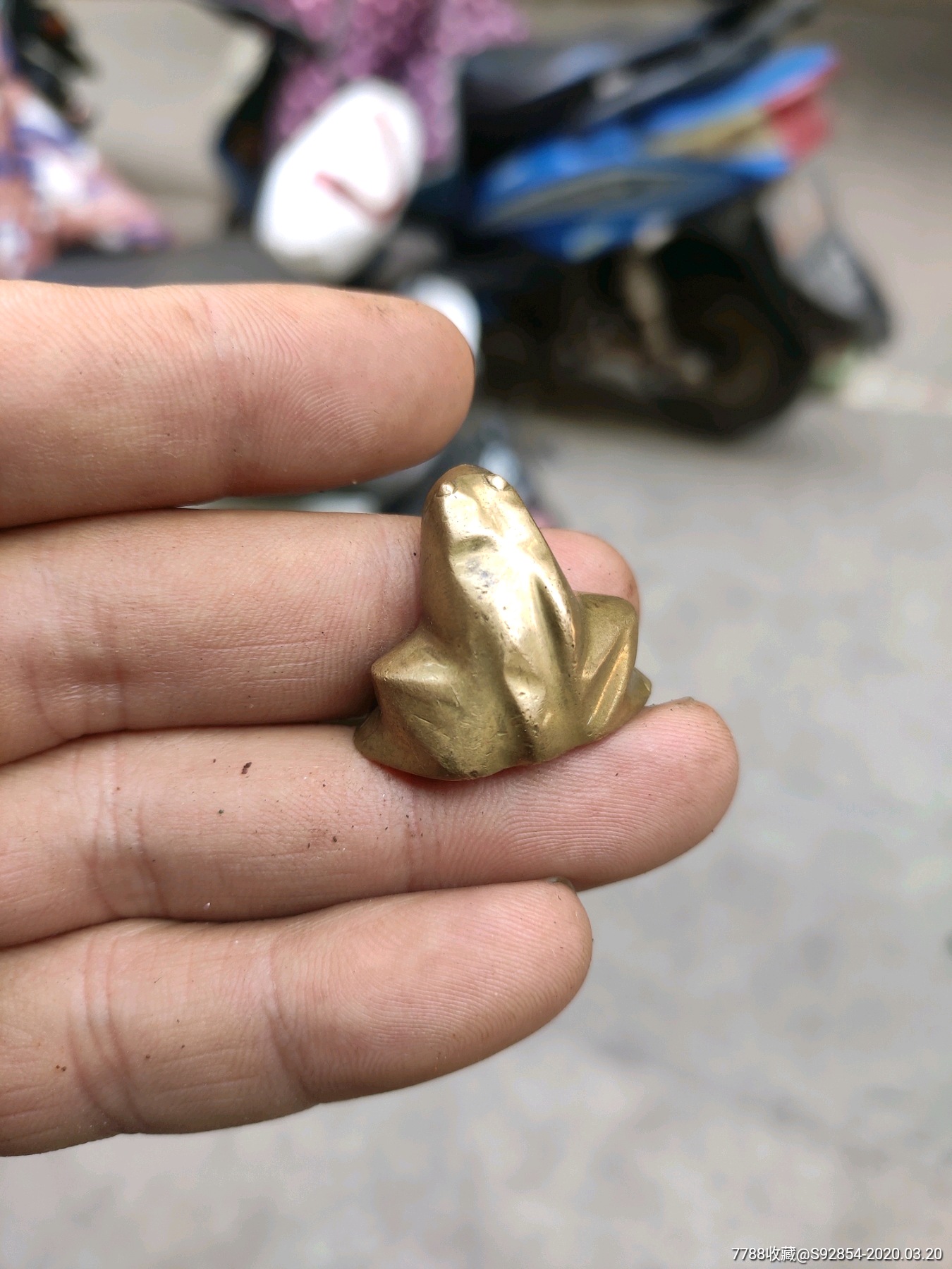 清代.文房青蛙型铜镇纸