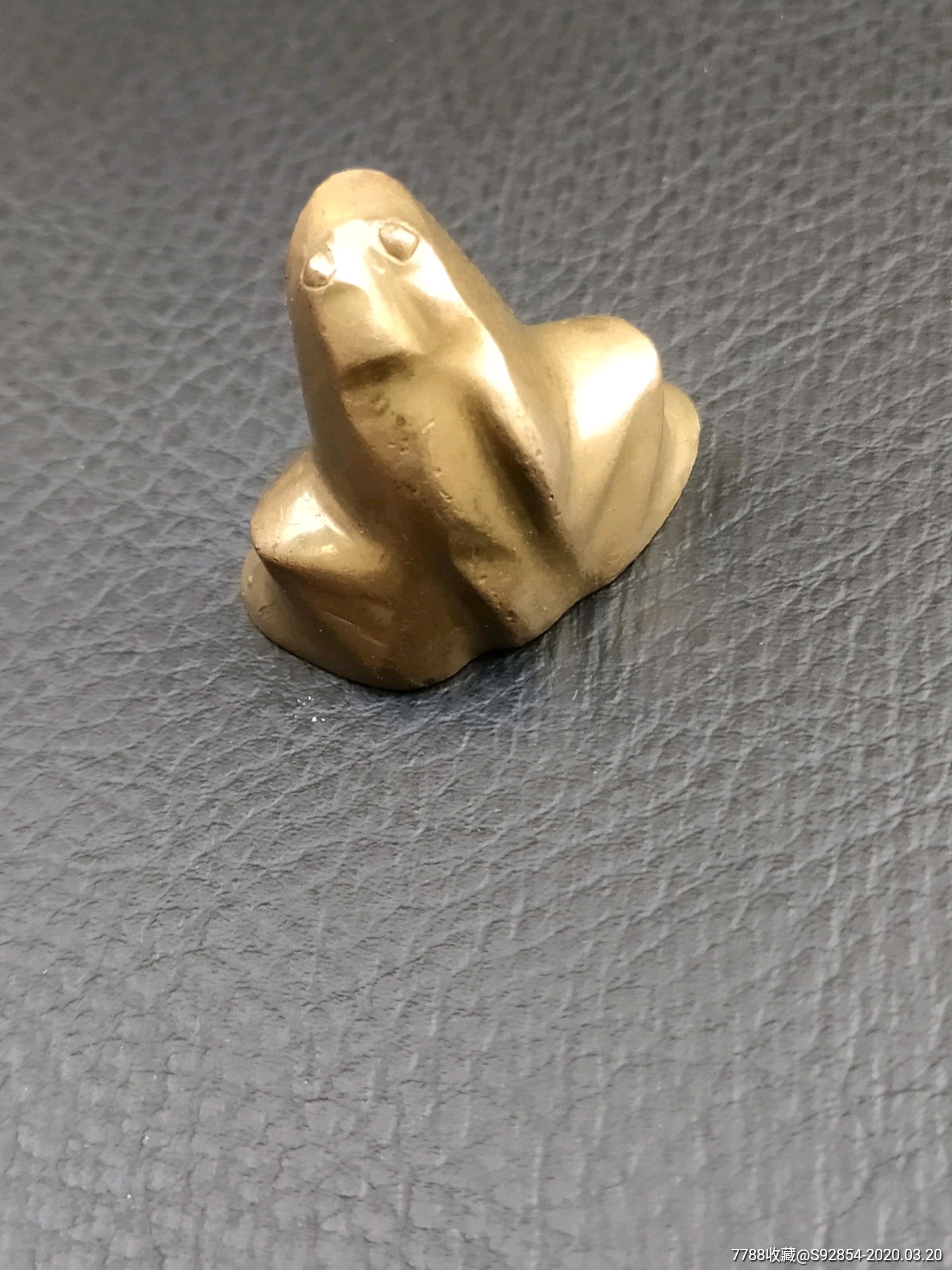 清代.文房青蛙型铜镇纸