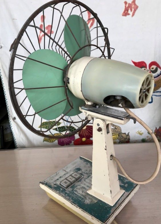 70年代海鸥台式电风扇