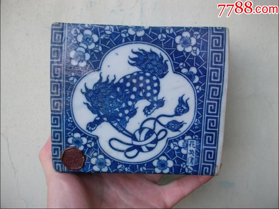 民国青花狮子瓷枕