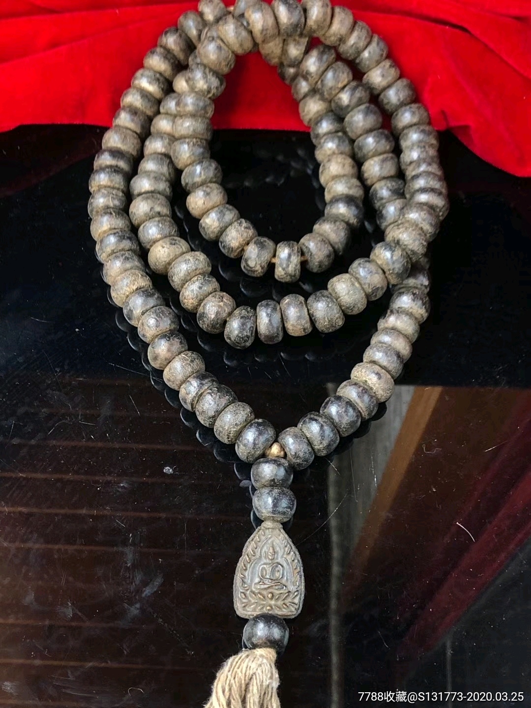 老香灰佛珠108颗带佛牌品相如图老香灰佛珠佛牌,寺庙高僧亲制加持,大