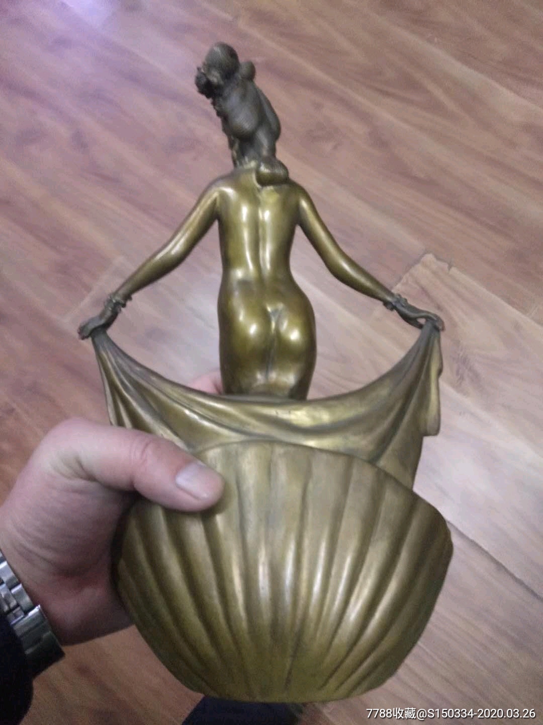  !doctype html>  html lang="en">  head>      