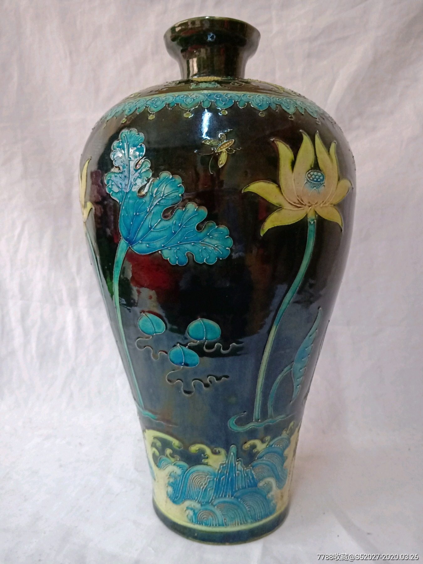 元明时期珐华彩荷花山水纹梅瓶高343厘米直径19厘米