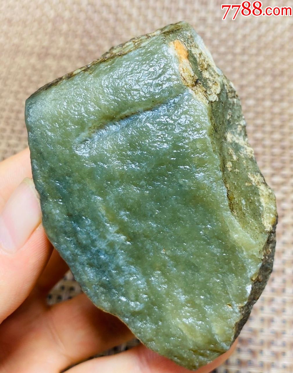 3771和田玉青玉戈壁料原石187克