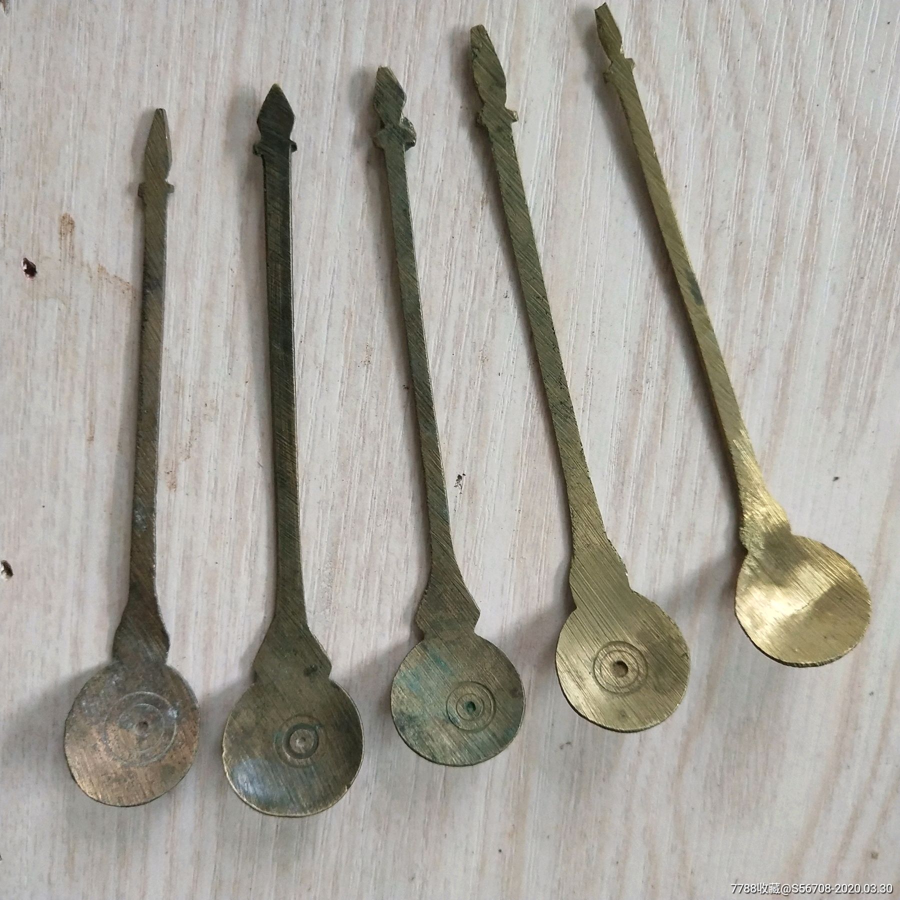 清代民国老铜片古董古玩杂项拉手铜器收藏镂空铜簧门箱柜配件一对8