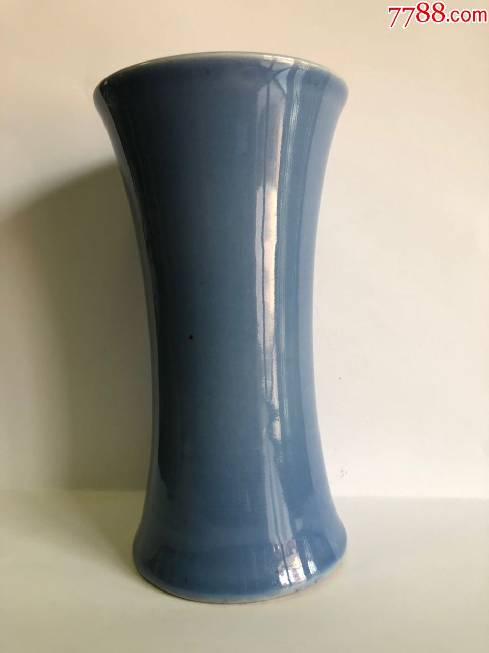 清中期天蓝釉花觚