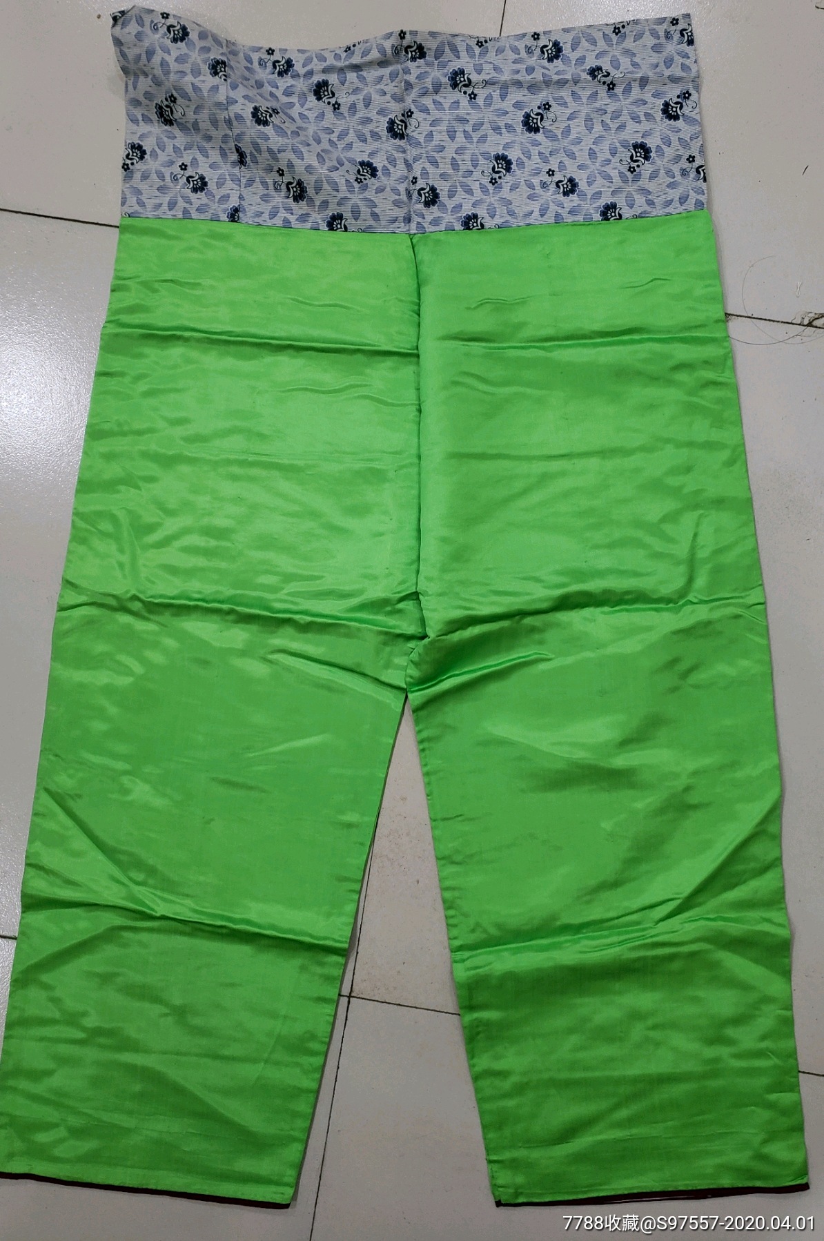 民国时期丝绸暗花绿色裤