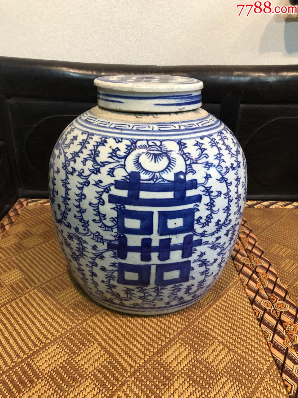 民国双喜带盖罐